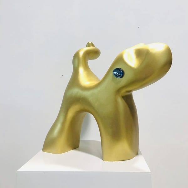 Animal in gold, sculpture