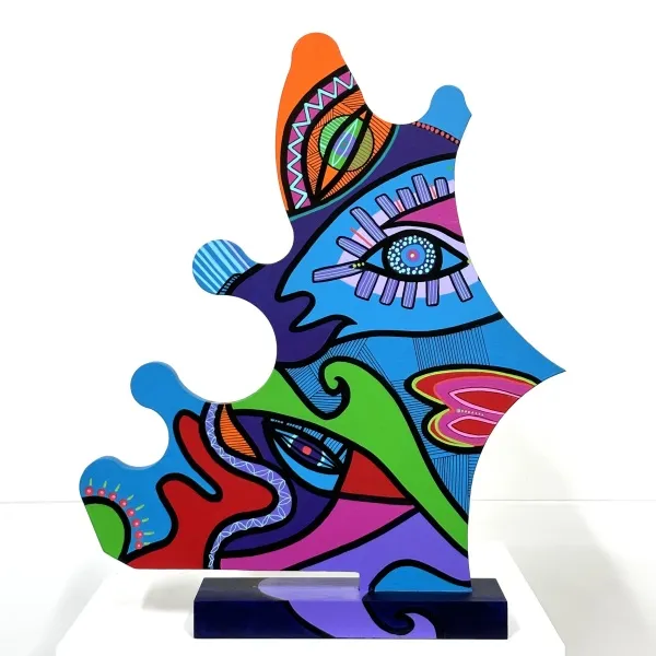 Woodobject, The lady