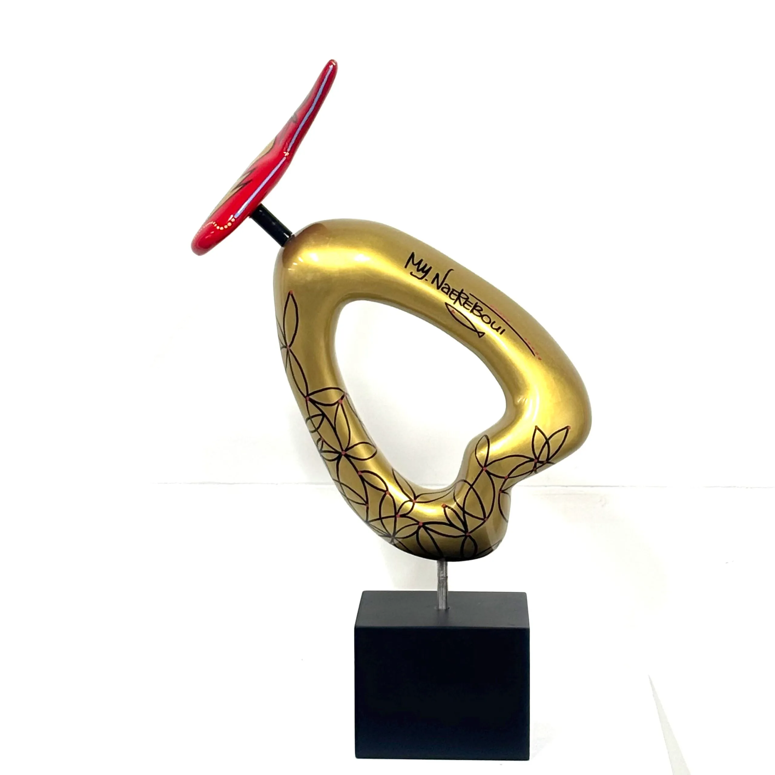 Heart of GOLD, with red heart, sculpture - Afbeelding 3