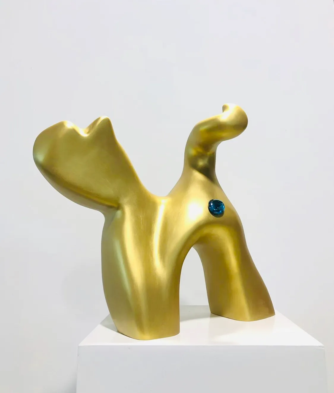 Animal in gold, sculpture - Afbeelding 2
